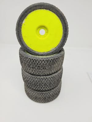 PNEUS DASH GOMME PURPLE MONTÉS SUR JANTES JAUNES (4) - 5% D'USURES 6-MIK