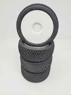 PNEUS DASH GOMME VERT MONTÉS SUR JANTES BLANCHES (4) - 5% D'USURES 6-MIK