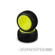 Pneus Fuzz Bite - 1/10 BUGGY Arriere 4x2/4x4 montés-collés sur jantes Jaune - Pink J-CONCEPTS