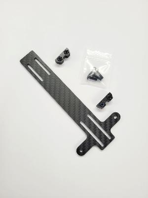 Platine carbone de fixation d'accu lipo reglable pour RC10 LR PROD