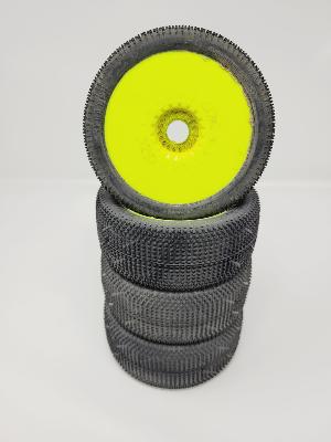 PNEUS SCRATCH GOMME 0/18 MONTÉS SUR JANTES JAUNES (4) - 20% D'USURES 6-MIK