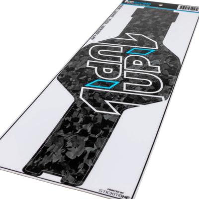 Protection autocollante de chassis look Carbon Forgé pour RC10 chassis "tube" 1UP-RACING 